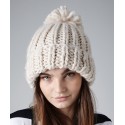 Beechfield Oversized hand-knitted beanie