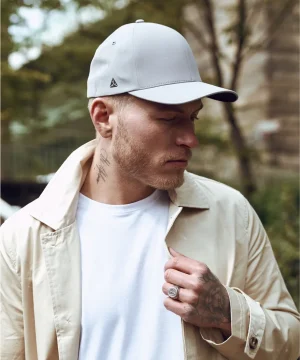 Flexfit Delta® Carbon Cap